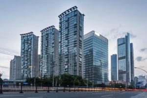 alt="Tips Negosiasi Saat Membeli Apartemen"